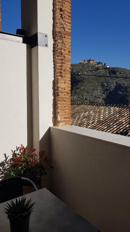 Loft Mariola - Apartamento En El Centro Historico Bocairent Exterior photo